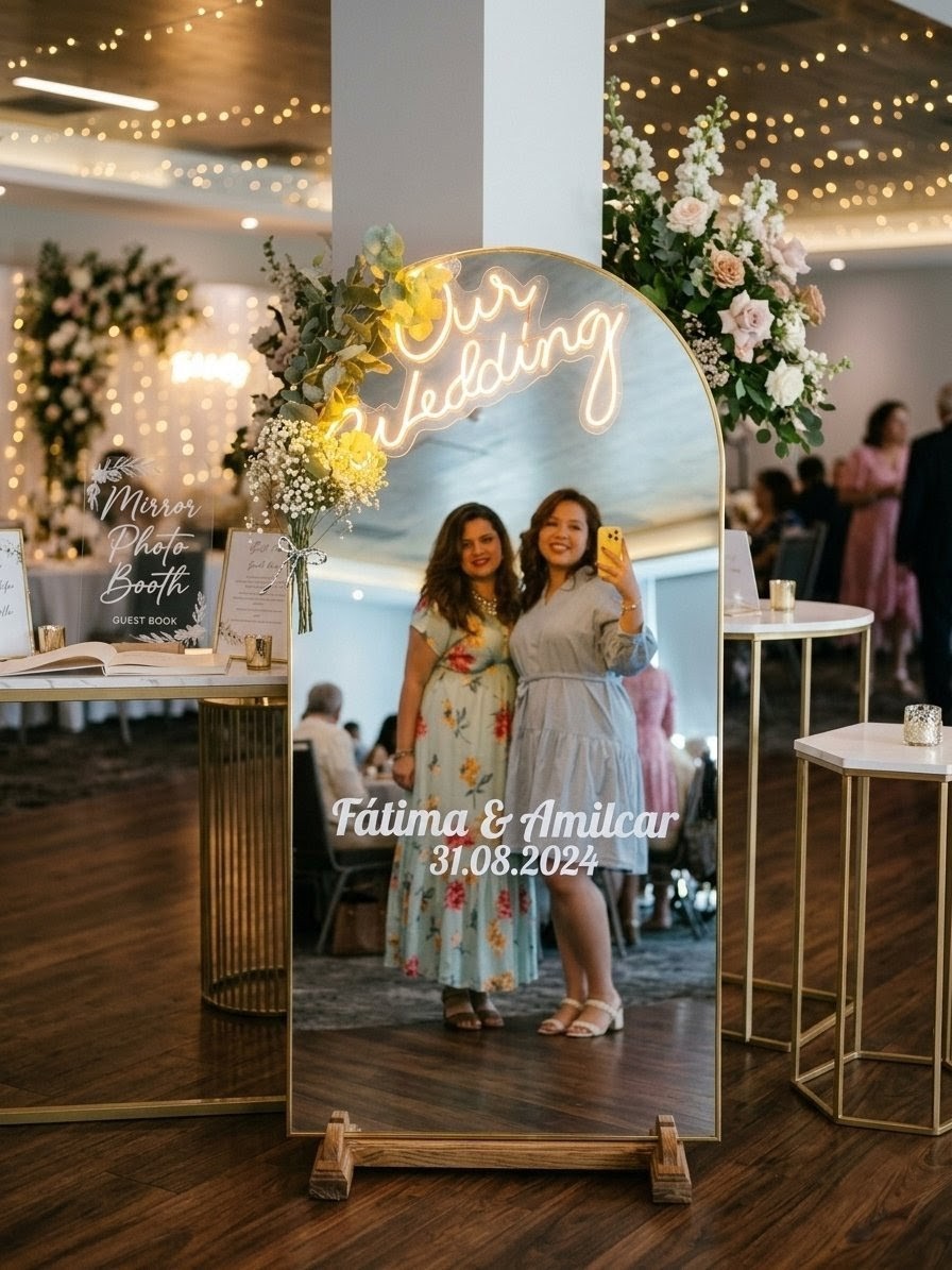 Selfie Mirror Station